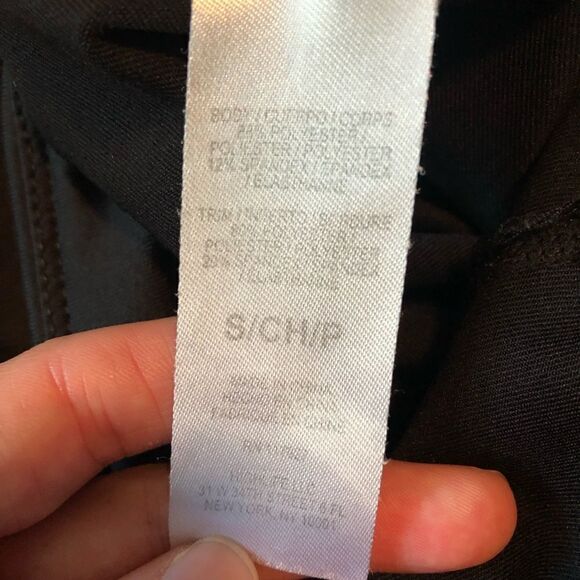 3 for $30! Nicole Miller black Capri leggings‎ - Picture 7 of 11